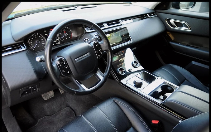 Land Rover Range Rover Velar cena 180000 przebieg: 104858, rok produkcji 2017 z Świdnica małe 742